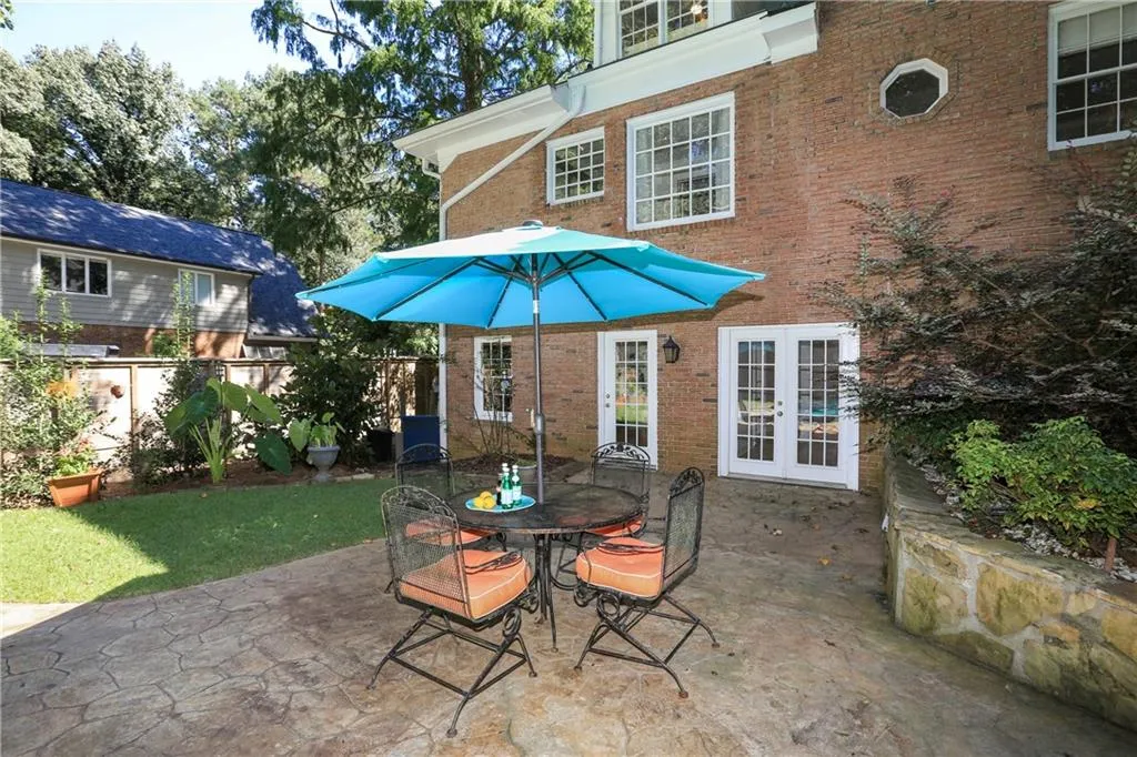 8120 Habersham Waters Road, Sandy Springs, Georgia 30350, 5 Bedrooms Bedrooms, ,4 BathroomsBathrooms,Residential,Sold,8120 Habersham Waters Road,6783662