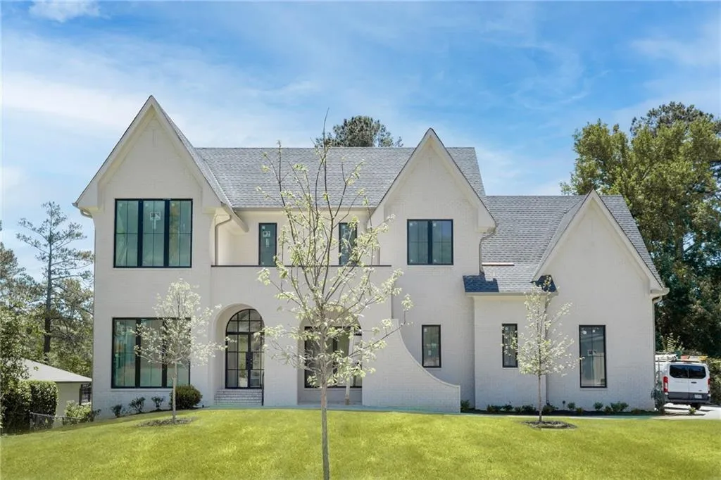 4845 Lansbury Drive, Atlanta, Georgia 30342, 5 Bedrooms Bedrooms, ,5 BathroomsBathrooms,Residential,For Sale,4845 Lansbury Drive,7756715