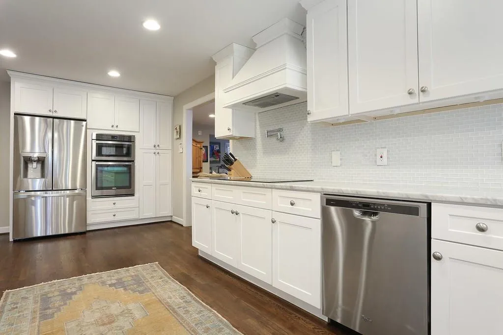 6180 Mountain Brook Way, Atlanta, Georgia 30328, 4 Bedrooms Bedrooms, ,3 BathroomsBathrooms,Residential,Sold,6180 Mountain Brook Way,5963205