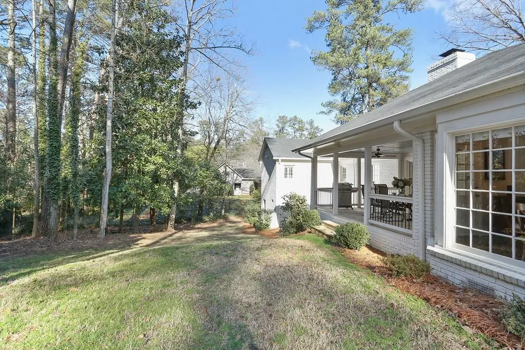 6180 Mountain Brook Way, Atlanta, Georgia 30328, 4 Bedrooms Bedrooms, ,3 BathroomsBathrooms,Residential,Sold,6180 Mountain Brook Way,5963205