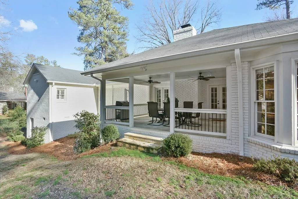 6180 Mountain Brook Way, Atlanta, Georgia 30328, 4 Bedrooms Bedrooms, ,3 BathroomsBathrooms,Residential,Sold,6180 Mountain Brook Way,5963205