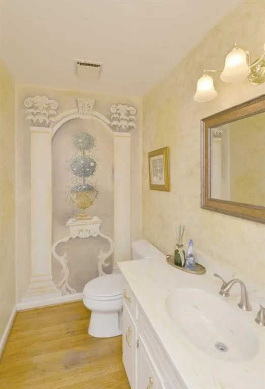 7430 Half Penny Place, Sandy Springs, Georgia 30350, 5 Bedrooms Bedrooms, ,2 BathroomsBathrooms,Residential,Sold,7430 Half Penny Place,5633296