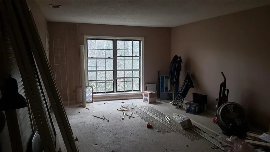 6851 Roswell Road Unit Q15, Sandy Springs, Georgia 30328, 3 Bedrooms Bedrooms, ,2 BathroomsBathrooms,Residential,Sold,6851 Roswell Road Unit Q15,6837270
