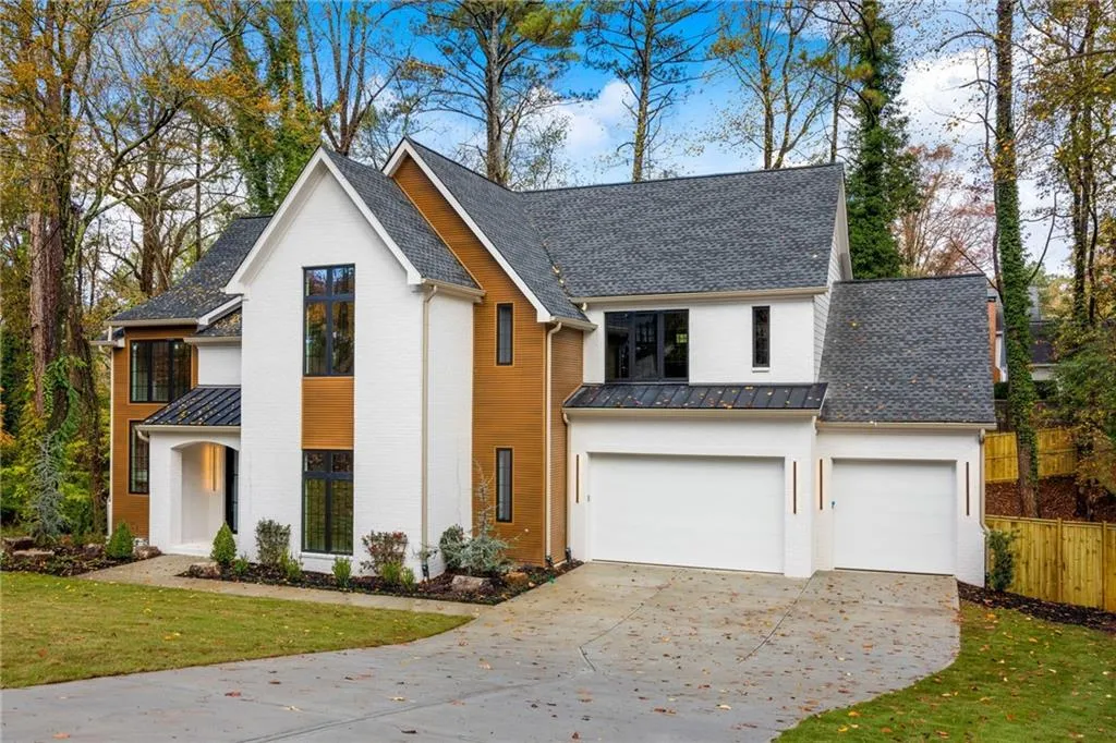 325 Amberidge Trail, Sandy Springs, Georgia 30328, 5 Bedrooms Bedrooms, ,5 BathroomsBathrooms,Residential,Sold,325 Amberidge Trail,7489172