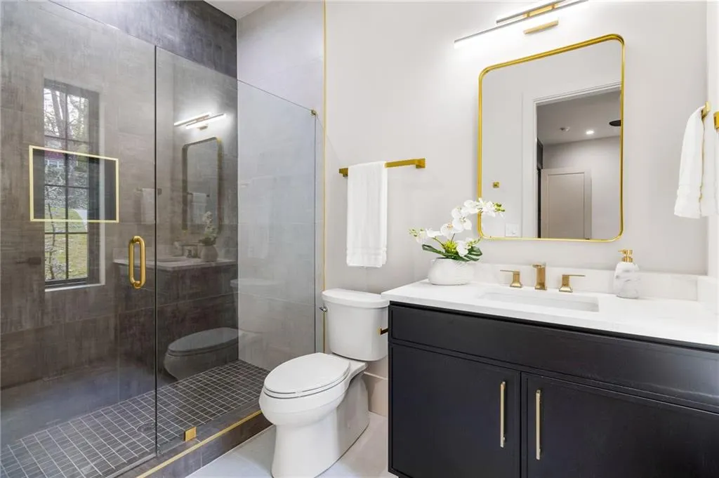 325 Amberidge Trail, Sandy Springs, Georgia 30328, 5 Bedrooms Bedrooms, ,5 BathroomsBathrooms,Residential,Sold,325 Amberidge Trail,7489172