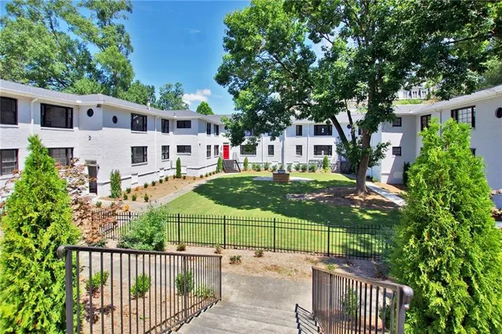 99 Peachtree Memorial Drive Unit C2, Atlanta, Georgia 30309