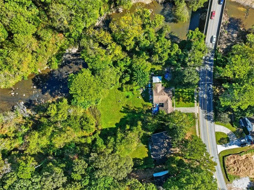 1701 Moores Mill Road Nw, Atlanta, Georgia 30318, 3 Bedrooms Bedrooms, ,1 BathroomBathrooms,Residential,For Sale,1701 Moores Mill Road Nw,7672278 1701 Moores Mill Road Nw, Atlanta, Georgia 30318, 3 Bedrooms Bedrooms, ,1 BathroomBathrooms,Residential,For Sale,1701 Moores Mill Road Nw,7672278