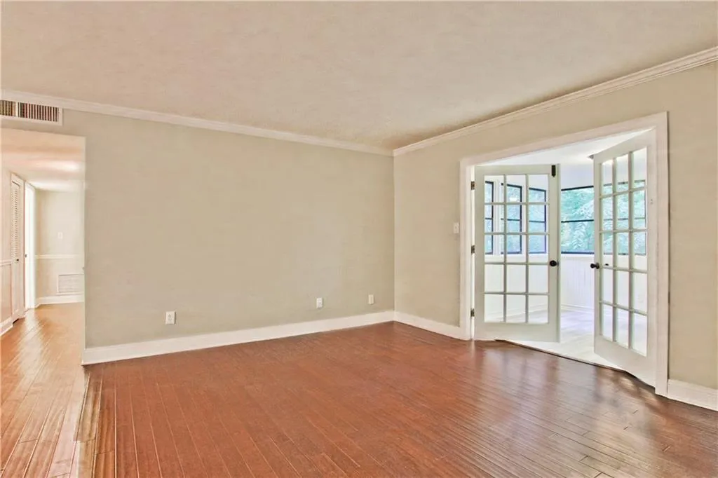 13 Vista Square Nw, Atlanta, Georgia 30327, 2 Bedrooms Bedrooms, ,2 BathroomsBathrooms,Residential,Sold,13 Vista Square Nw,5900744