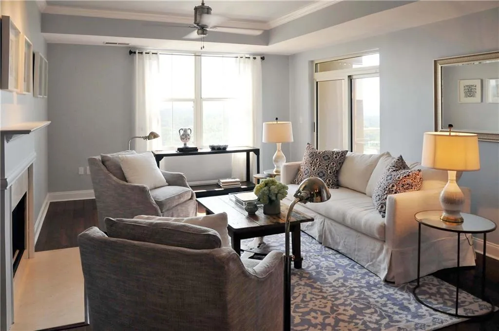 2881 Peachtree Road Unit 902, Atlanta, Georgia 30305, 2 Bedrooms Bedrooms, ,2 BathroomsBathrooms,Residential,Sold,2881 Peachtree Road Unit 902,5688323
