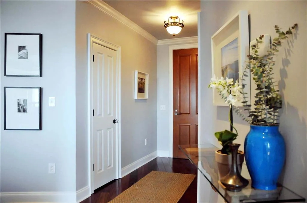 2881 Peachtree Road Unit 902, Atlanta, Georgia 30305, 2 Bedrooms Bedrooms, ,2 BathroomsBathrooms,Residential,Sold,2881 Peachtree Road Unit 902,5688323