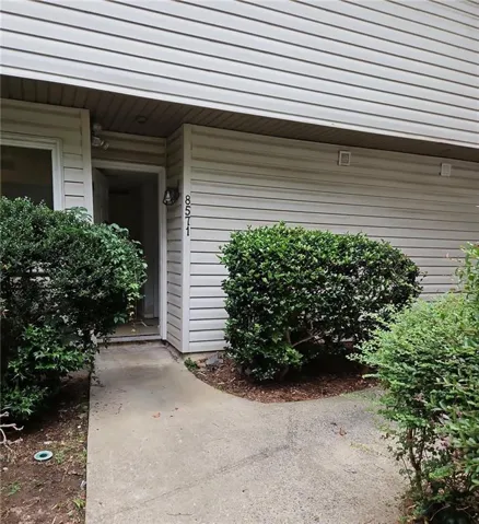 8571 Parkside Drive, Jonesboro, Georgia 30238