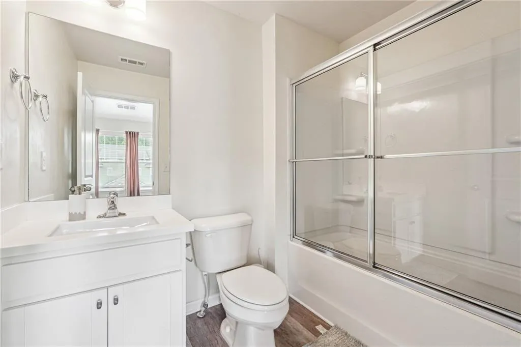 Atlanta, Georgia 30318, 3 Bedrooms Bedrooms, ,3 BathroomsBathrooms,Residential,For Sale,7577055