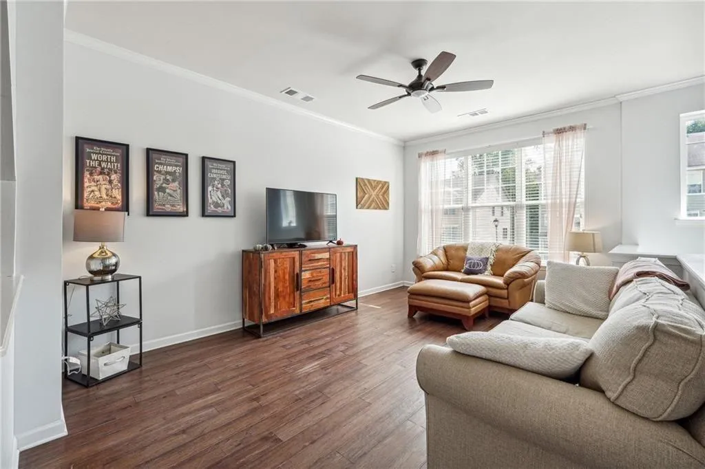 Atlanta, Georgia 30318, 3 Bedrooms Bedrooms, ,3 BathroomsBathrooms,Residential,For Sale,7577055