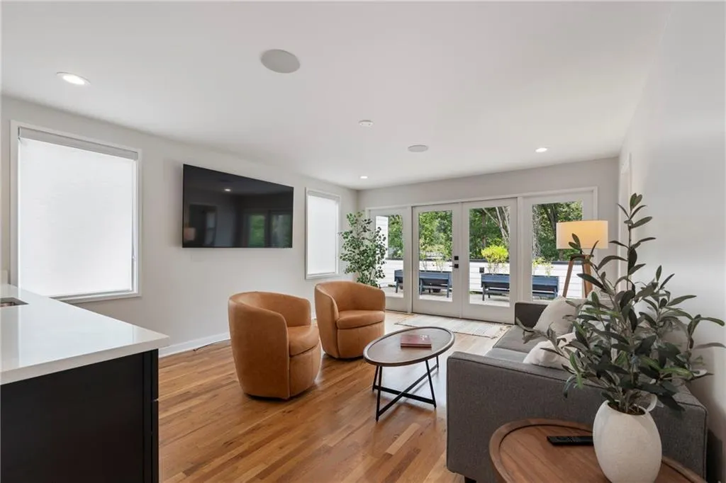 664b Timm Valley Road Ne, Atlanta, Georgia 30305, 6 Bedrooms Bedrooms, 0 ,6 BathroomsBathrooms,Residential,For Sale,664b Timm Valley Road Ne,7687773