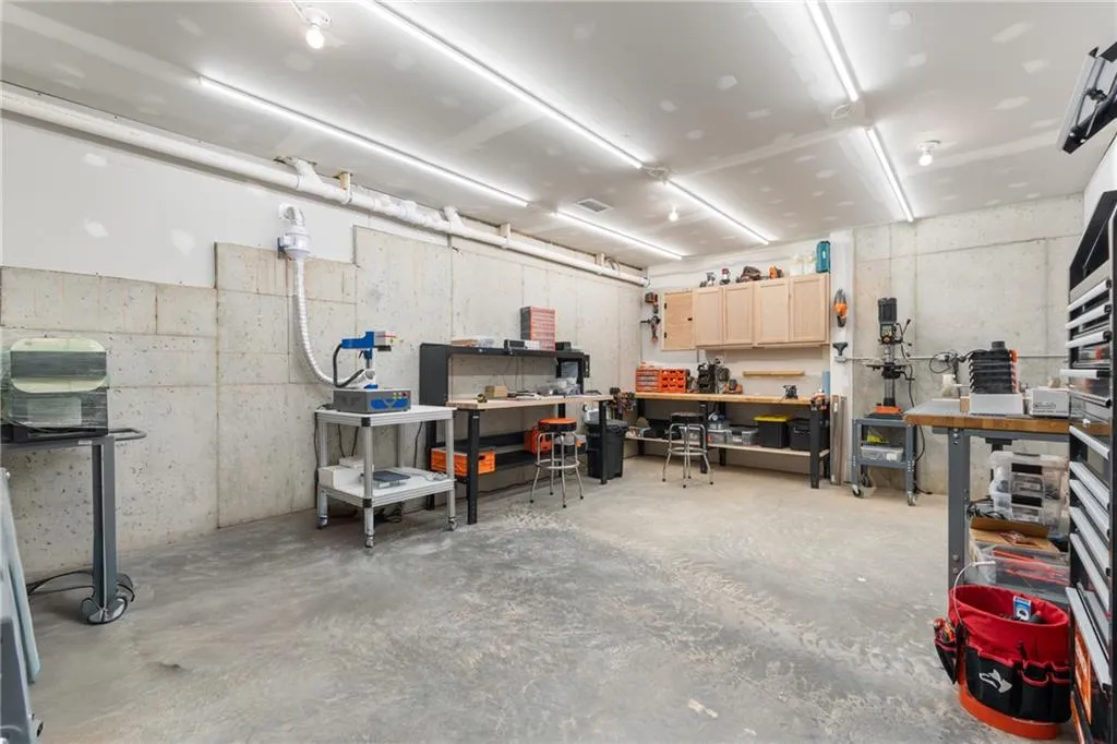 664b Timm Valley Road Ne, Atlanta, Georgia 30305, 6 Bedrooms Bedrooms, 0 ,6 BathroomsBathrooms,Residential,For Sale,664b Timm Valley Road Ne,7687773