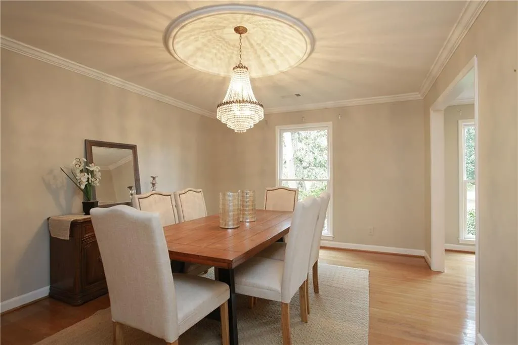 505 Riverhill Drive, Sandy Springs, Georgia 30328, 4 Bedrooms Bedrooms, ,3 BathroomsBathrooms,Residential,Sold,505 Riverhill Drive,5819149