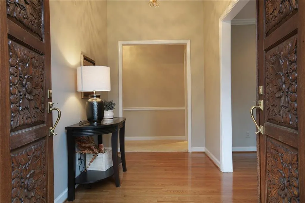 505 Riverhill Drive, Sandy Springs, Georgia 30328, 4 Bedrooms Bedrooms, ,3 BathroomsBathrooms,Residential,Sold,505 Riverhill Drive,5819149