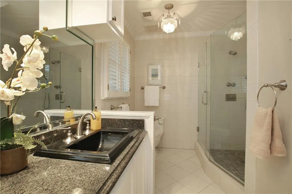 505 Riverhill Drive, Sandy Springs, Georgia 30328, 4 Bedrooms Bedrooms, ,3 BathroomsBathrooms,Residential,Sold,505 Riverhill Drive,5819149