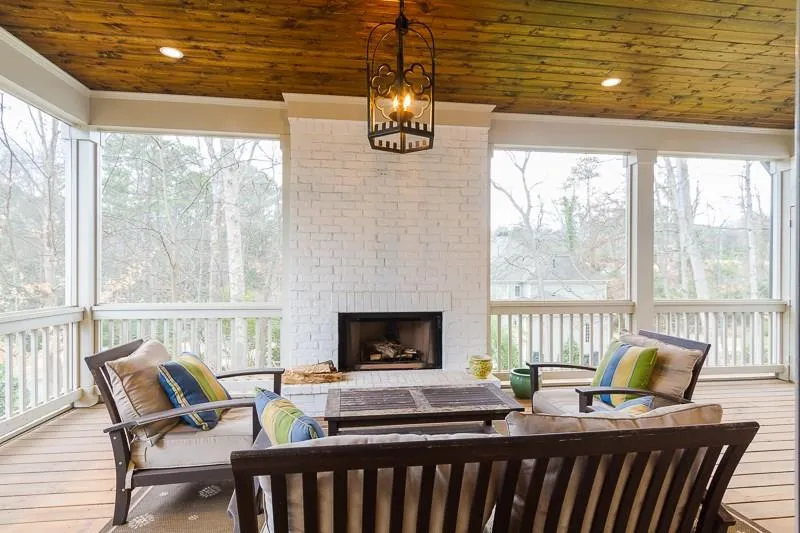 165 Pine Lake Drive, Sandy Springs, Georgia 30327, 6 Bedrooms Bedrooms, ,6 BathroomsBathrooms,Residential,Sold,165 Pine Lake Drive,5810792