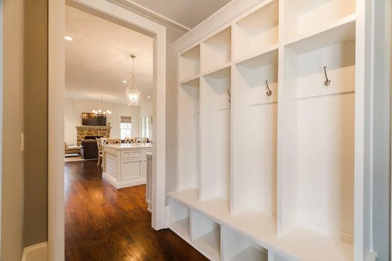 165 Pine Lake Drive, Sandy Springs, Georgia 30327, 6 Bedrooms Bedrooms, ,6 BathroomsBathrooms,Residential,Sold,165 Pine Lake Drive,5810792