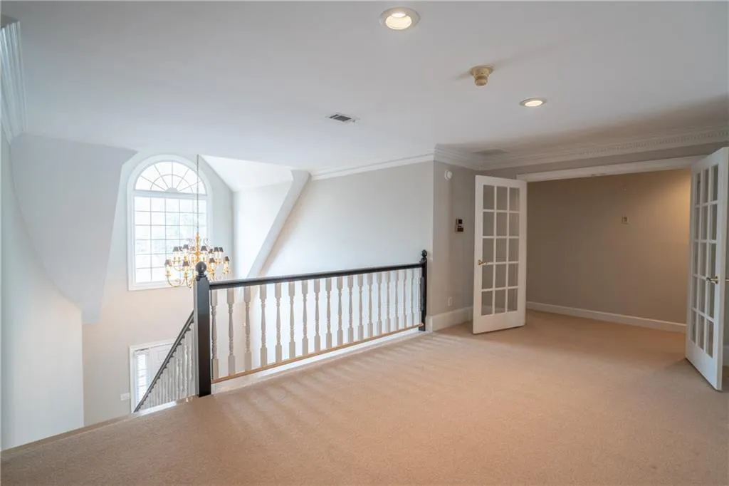 145 Barnard Place, Sandy Springs, Georgia 30328, 5 Bedrooms Bedrooms, ,4 BathroomsBathrooms,Residential,Sold,145 Barnard Place,6655870