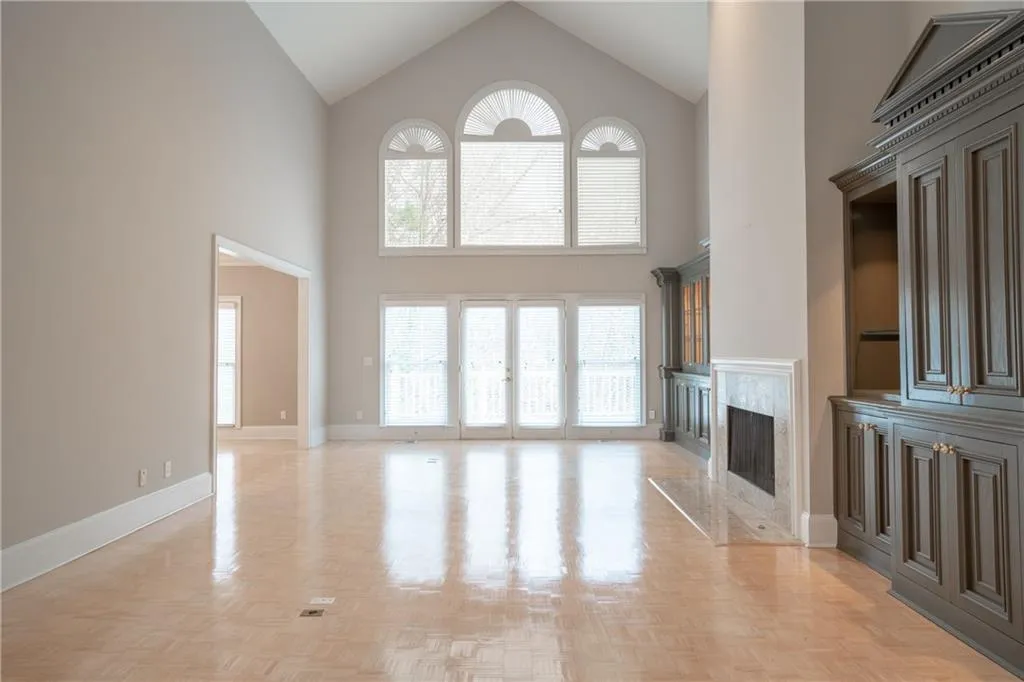 145 Barnard Place, Sandy Springs, Georgia 30328, 5 Bedrooms Bedrooms, ,4 BathroomsBathrooms,Residential,Sold,145 Barnard Place,6655870