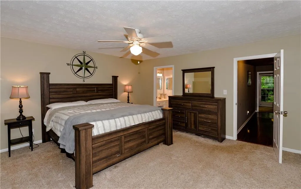 5410 Chemin De Vie, Sandy Springs, Georgia 30342, 2 Bedrooms Bedrooms, ,2 BathroomsBathrooms,Residential,Sold,5410 Chemin De Vie,6052669