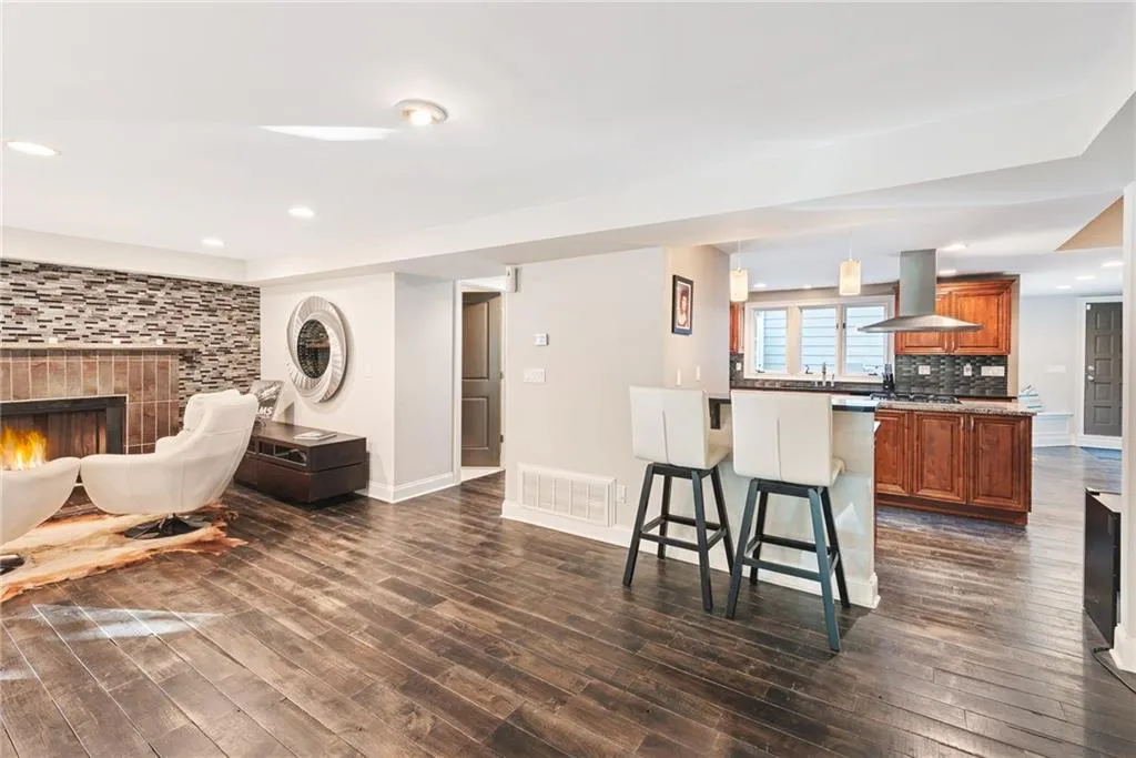 1265 Old Woodbine Road, Atlanta, Georgia 30319, 4 Bedrooms Bedrooms, ,3 BathroomsBathrooms,Residential,Sold,1265 Old Woodbine Road,6556326