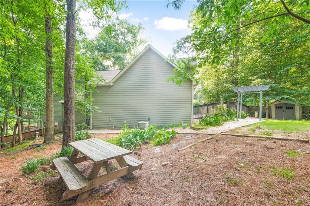 1265 Old Woodbine Road, Atlanta, Georgia 30319, 4 Bedrooms Bedrooms, ,3 BathroomsBathrooms,Residential,Sold,1265 Old Woodbine Road,6556326