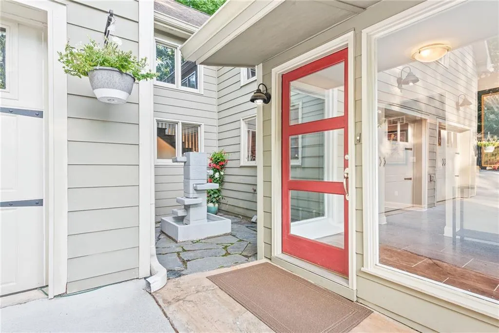 1265 Old Woodbine Road, Atlanta, Georgia 30319, 4 Bedrooms Bedrooms, ,3 BathroomsBathrooms,Residential,Sold,1265 Old Woodbine Road,6556326