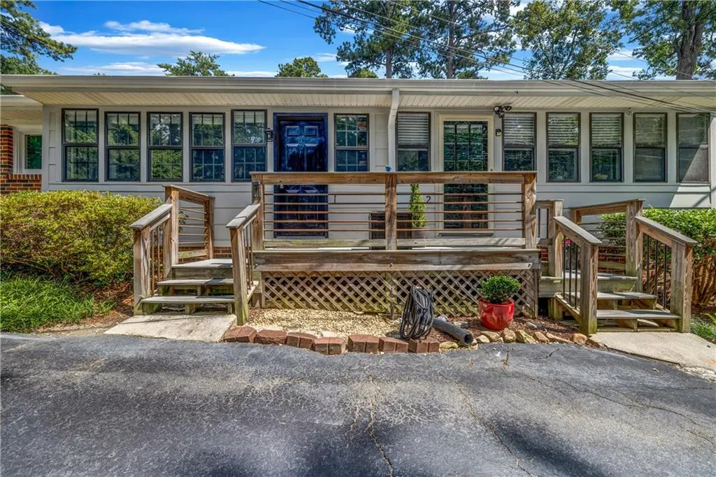 2941 Caldwell Road Ne Unit B1, Brookhaven, Georgia 30319, 2 Bedrooms Bedrooms, ,1 BathroomBathrooms,Residential,For Sale,2941 Caldwell Road Ne Unit B1,7642986