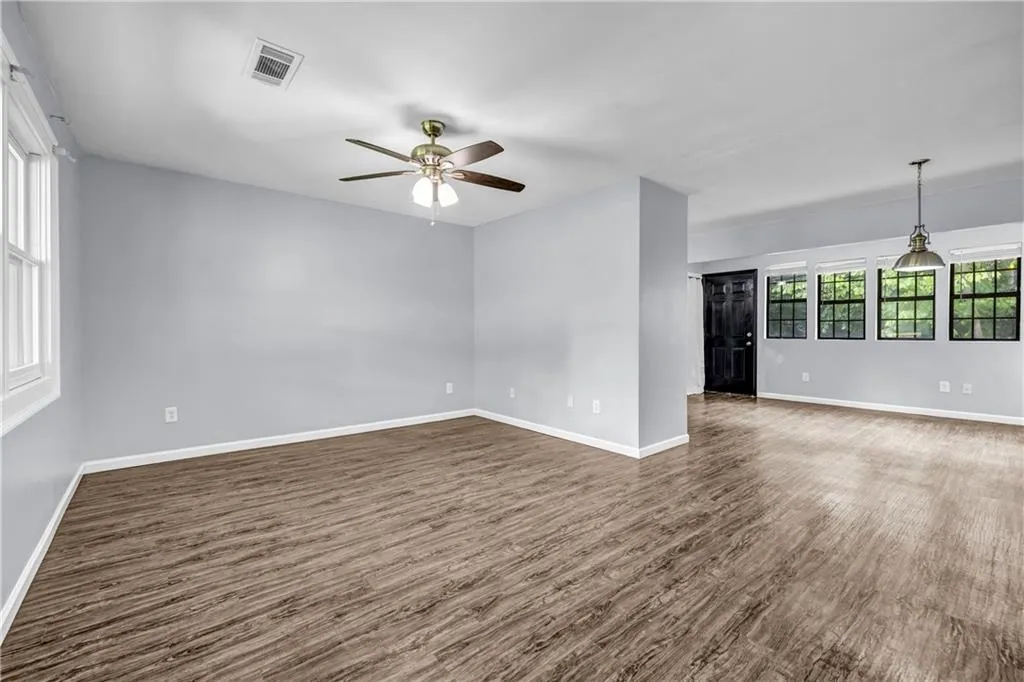 2941 Caldwell Road Ne Unit B1, Brookhaven, Georgia 30319, 2 Bedrooms Bedrooms, ,1 BathroomBathrooms,Residential,For Sale,2941 Caldwell Road Ne Unit B1,7642986