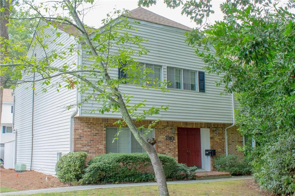 7310 Cardigan Circle, Atlanta, Georgia 30328, 3 Bedrooms Bedrooms, ,2 BathroomsBathrooms,Residential,Sold,7310 Cardigan Circle,5737197