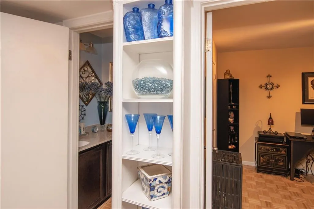 5656 Kingsport Drive Unit 6, Sandy Springs, Georgia 30342, 2 Bedrooms Bedrooms, ,1 BathroomBathrooms,Residential,Sold,5656 Kingsport Drive Unit 6,6634213