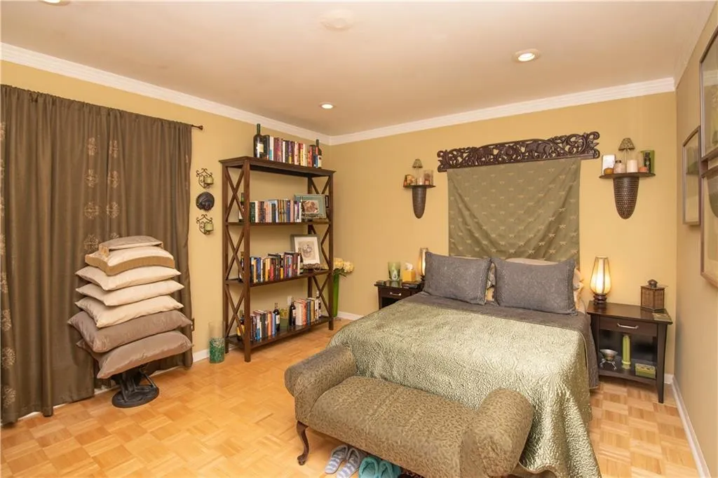 5656 Kingsport Drive Unit 6, Sandy Springs, Georgia 30342, 2 Bedrooms Bedrooms, ,1 BathroomBathrooms,Residential,Sold,5656 Kingsport Drive Unit 6,6634213