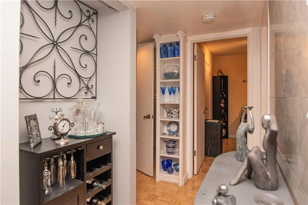 5656 Kingsport Drive Unit 6, Sandy Springs, Georgia 30342, 2 Bedrooms Bedrooms, ,1 BathroomBathrooms,Residential,Sold,5656 Kingsport Drive Unit 6,6634213