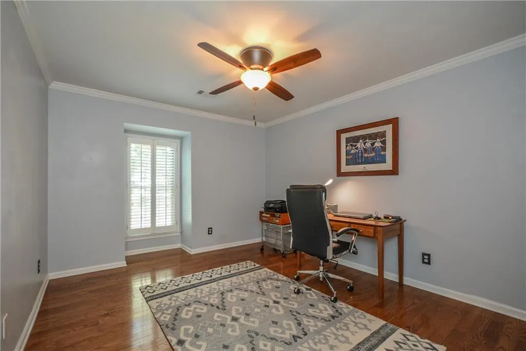 203 The South Chace, Sandy Springs, Georgia 30328, 3 Bedrooms Bedrooms, ,2 BathroomsBathrooms,Residential,Sold,203 The South Chace,6609930