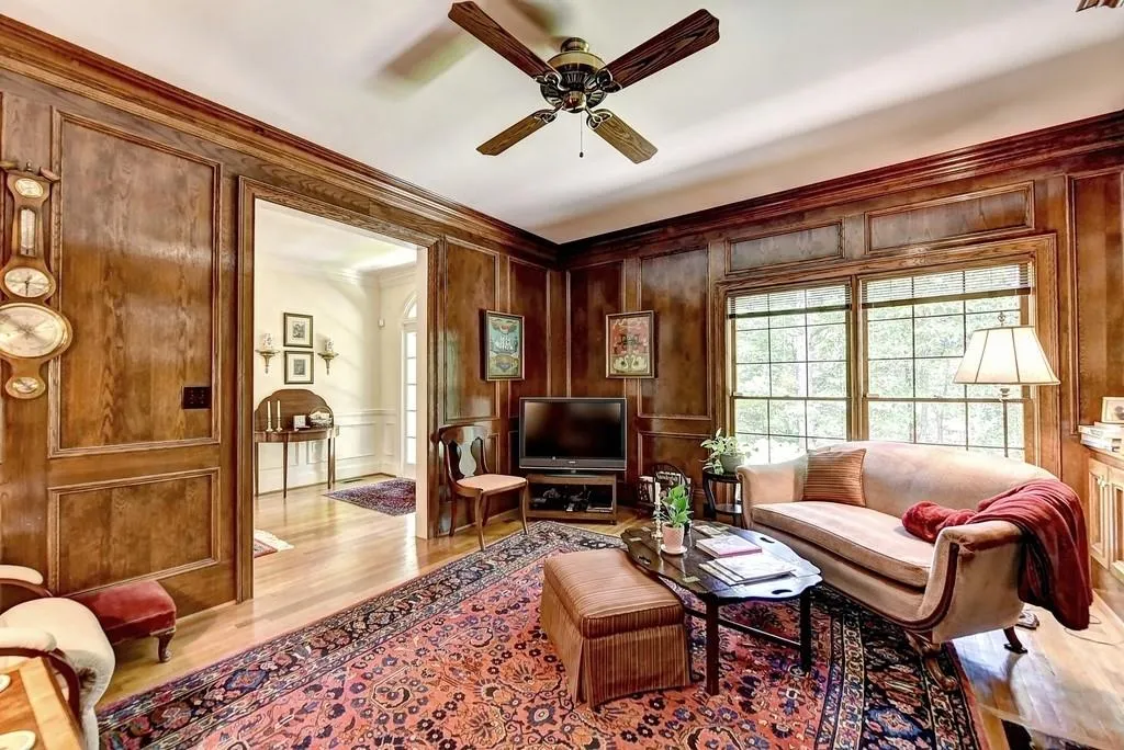 9080 Huntcliff Trace, Sandy Springs, Georgia 30350, 4 Bedrooms Bedrooms, ,4 BathroomsBathrooms,Residential,Sold,9080 Huntcliff Trace,6556023