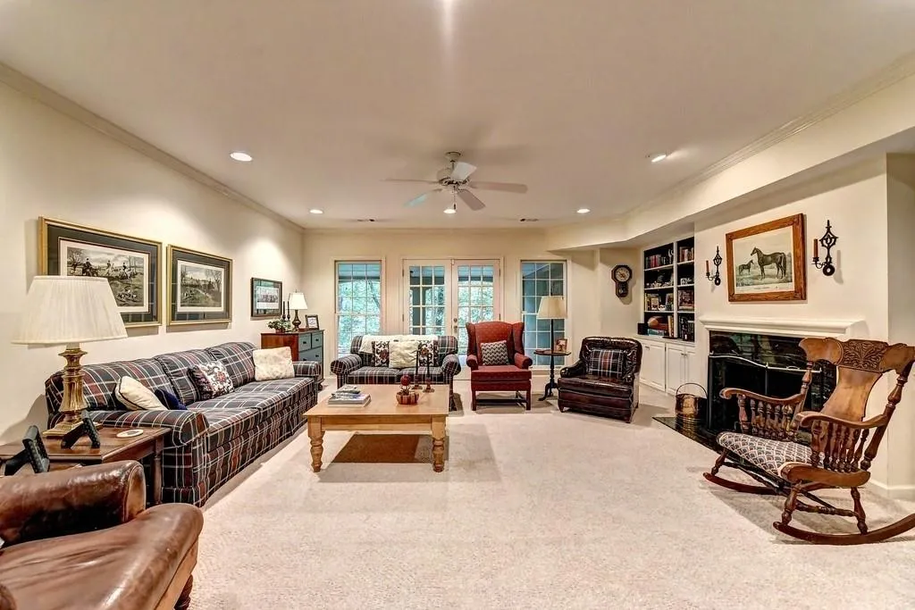 9080 Huntcliff Trace, Sandy Springs, Georgia 30350, 4 Bedrooms Bedrooms, ,4 BathroomsBathrooms,Residential,Sold,9080 Huntcliff Trace,6556023