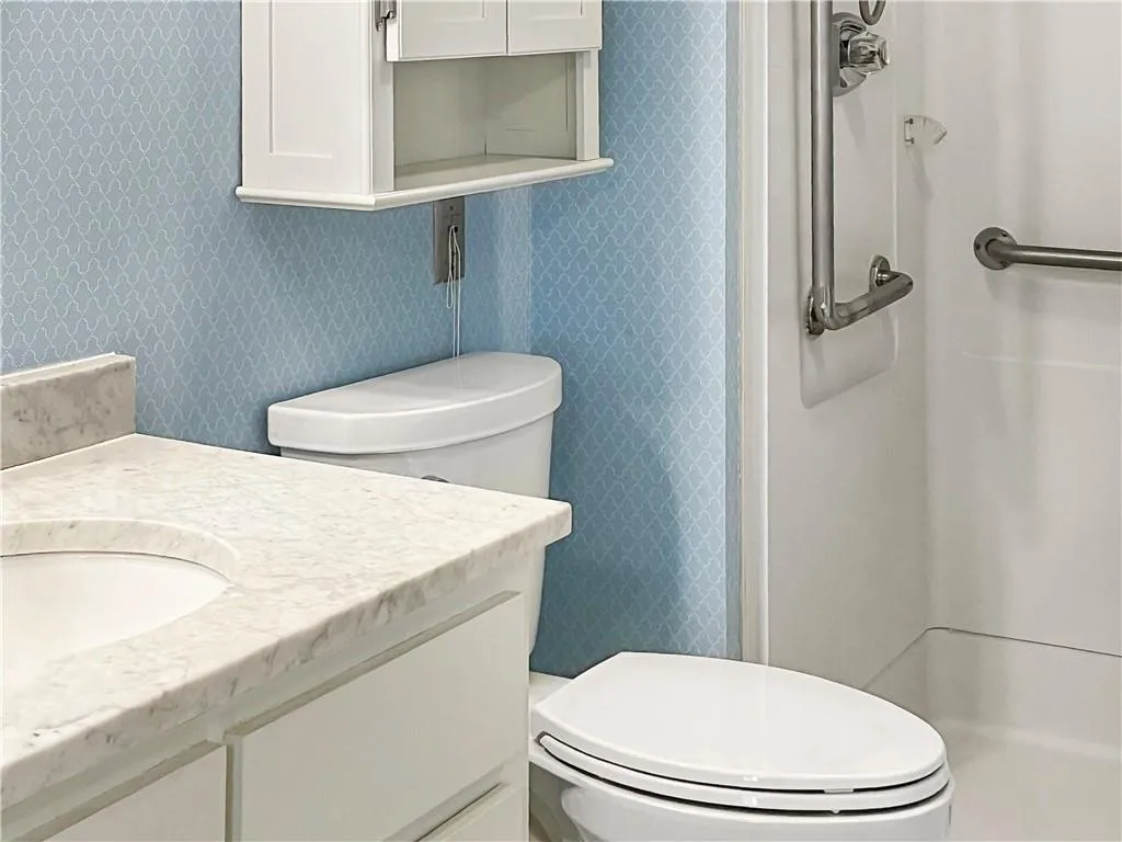 475 Mount Vernon Highway Unit 204a, Sandy Springs, Georgia 30328, 2 Bedrooms Bedrooms, ,2 BathroomsBathrooms,Residential,Sold,475 Mount Vernon Highway Unit 204a,6976998