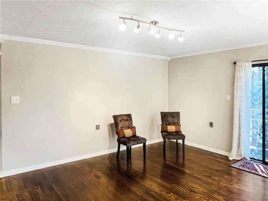 475 Mount Vernon Highway Unit 204a, Sandy Springs, Georgia 30328, 2 Bedrooms Bedrooms, ,2 BathroomsBathrooms,Residential,Sold,475 Mount Vernon Highway Unit 204a,6976998