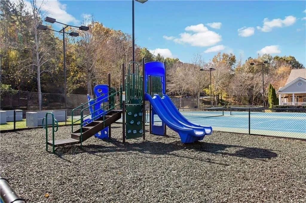 5302 Santa Fe Parkway, Atlanta, Georgia 30350, 3 Bedrooms Bedrooms, ,2 BathroomsBathrooms,Residential,Sold,5302 Santa Fe Parkway,6101825