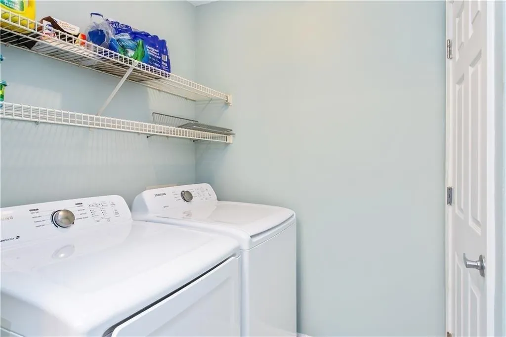 5302 Santa Fe Parkway, Atlanta, Georgia 30350, 3 Bedrooms Bedrooms, ,2 BathroomsBathrooms,Residential,Sold,5302 Santa Fe Parkway,6101825