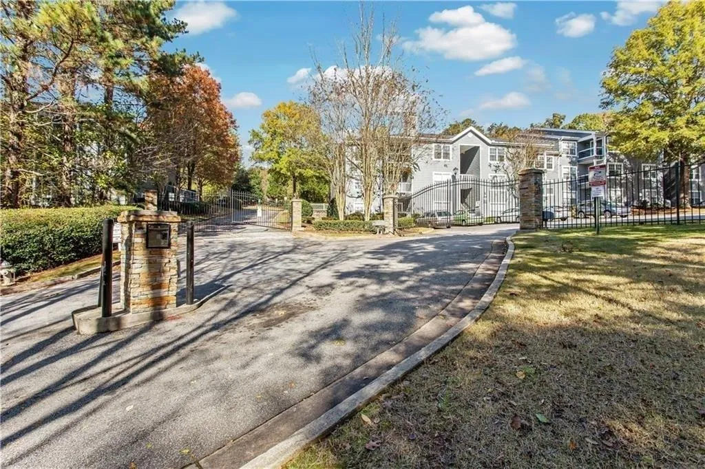 5302 Santa Fe Parkway, Atlanta, Georgia 30350, 3 Bedrooms Bedrooms, ,2 BathroomsBathrooms,Residential,Sold,5302 Santa Fe Parkway,6101825