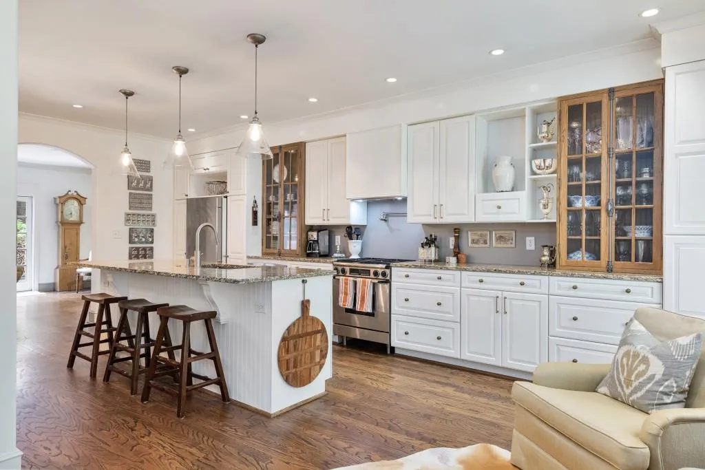 3050 Margaret Mitchell Drive Unit 50, Atlanta, Georgia 30327, 3 Bedrooms Bedrooms, ,2 BathroomsBathrooms,Residential,For Sale,3050 Margaret Mitchell Drive Unit 50,7634690