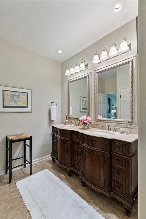 3050 Margaret Mitchell Drive Unit 50, Atlanta, Georgia 30327, 3 Bedrooms Bedrooms, ,2 BathroomsBathrooms,Residential,For Sale,3050 Margaret Mitchell Drive Unit 50,7634690
