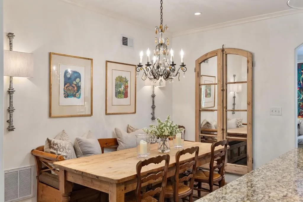 3050 Margaret Mitchell Drive Unit 50, Atlanta, Georgia 30327, 3 Bedrooms Bedrooms, ,2 BathroomsBathrooms,Residential,For Sale,3050 Margaret Mitchell Drive Unit 50,7634690