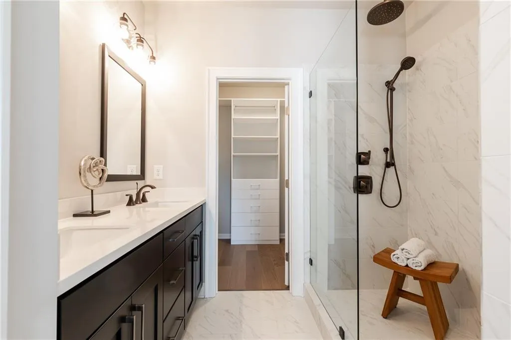 4259 Deming Circle, Sandy Springs, Georgia 30342, 2 Bedrooms Bedrooms, ,3 BathroomsBathrooms,Residential,Sold,4259 Deming Circle,6764757