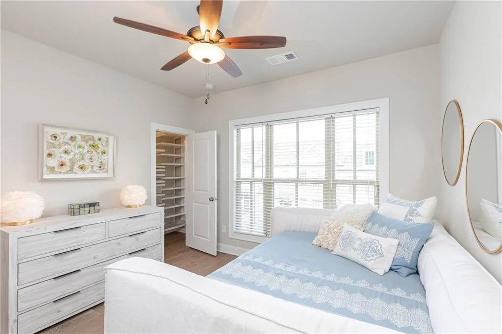 4259 Deming Circle, Sandy Springs, Georgia 30342, 2 Bedrooms Bedrooms, ,3 BathroomsBathrooms,Residential,Sold,4259 Deming Circle,6764757