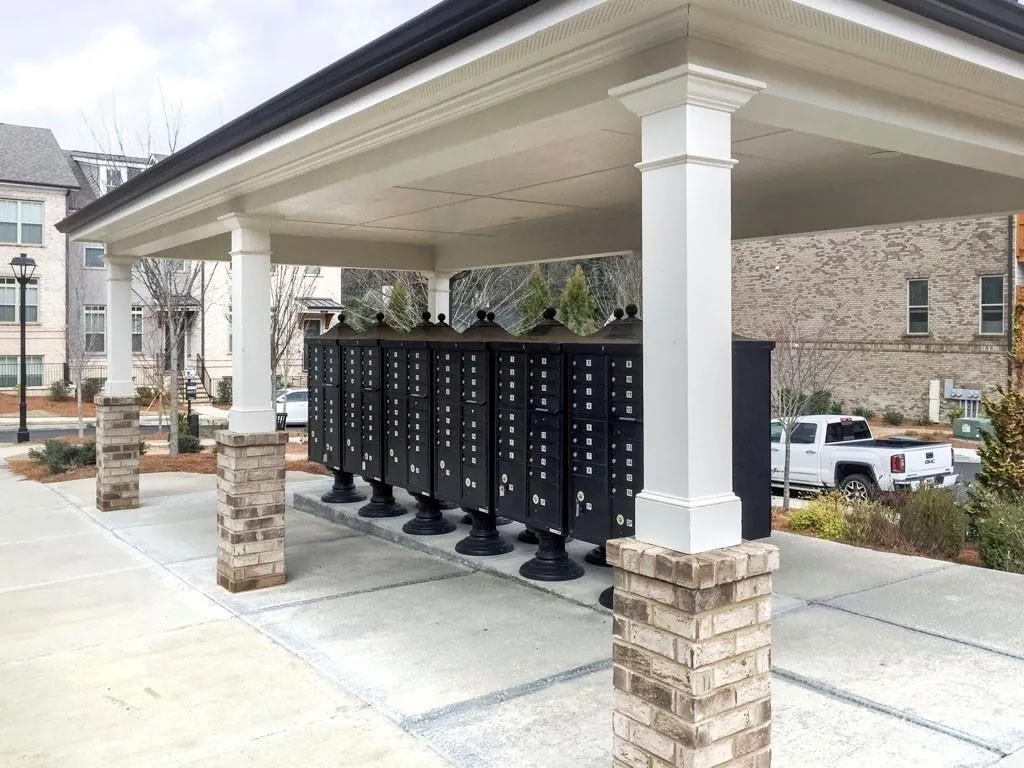 4259 Deming Circle, Sandy Springs, Georgia 30342, 2 Bedrooms Bedrooms, ,3 BathroomsBathrooms,Residential,Sold,4259 Deming Circle,6764757